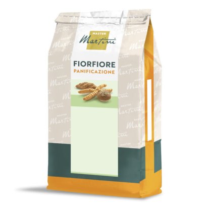 Pacote de mistura para pão Master Martini Fiorfiore Panificazione com pães variados na embalagem.